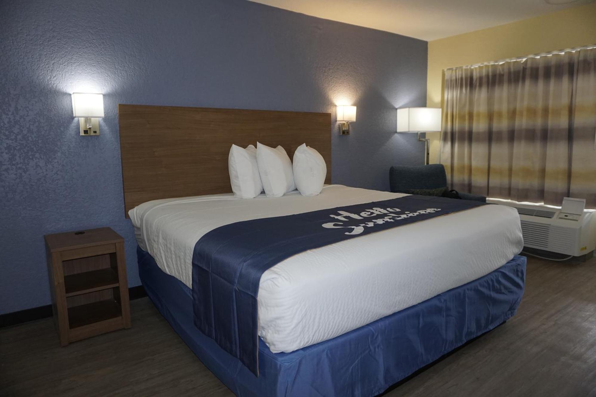 Days Inn By Wyndham Apopka/Orlando Exterior photo