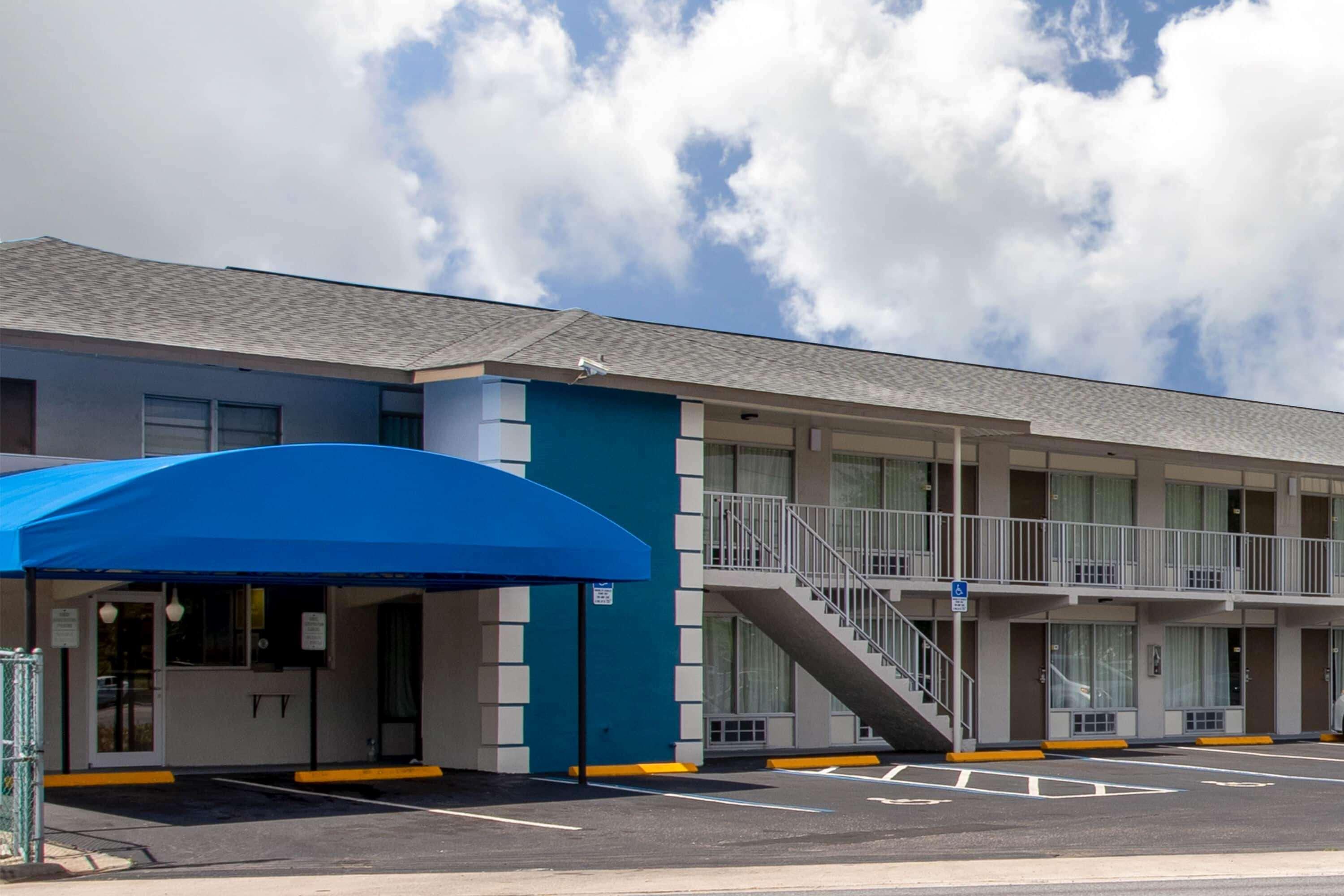 Days Inn By Wyndham Apopka/Orlando Exterior photo