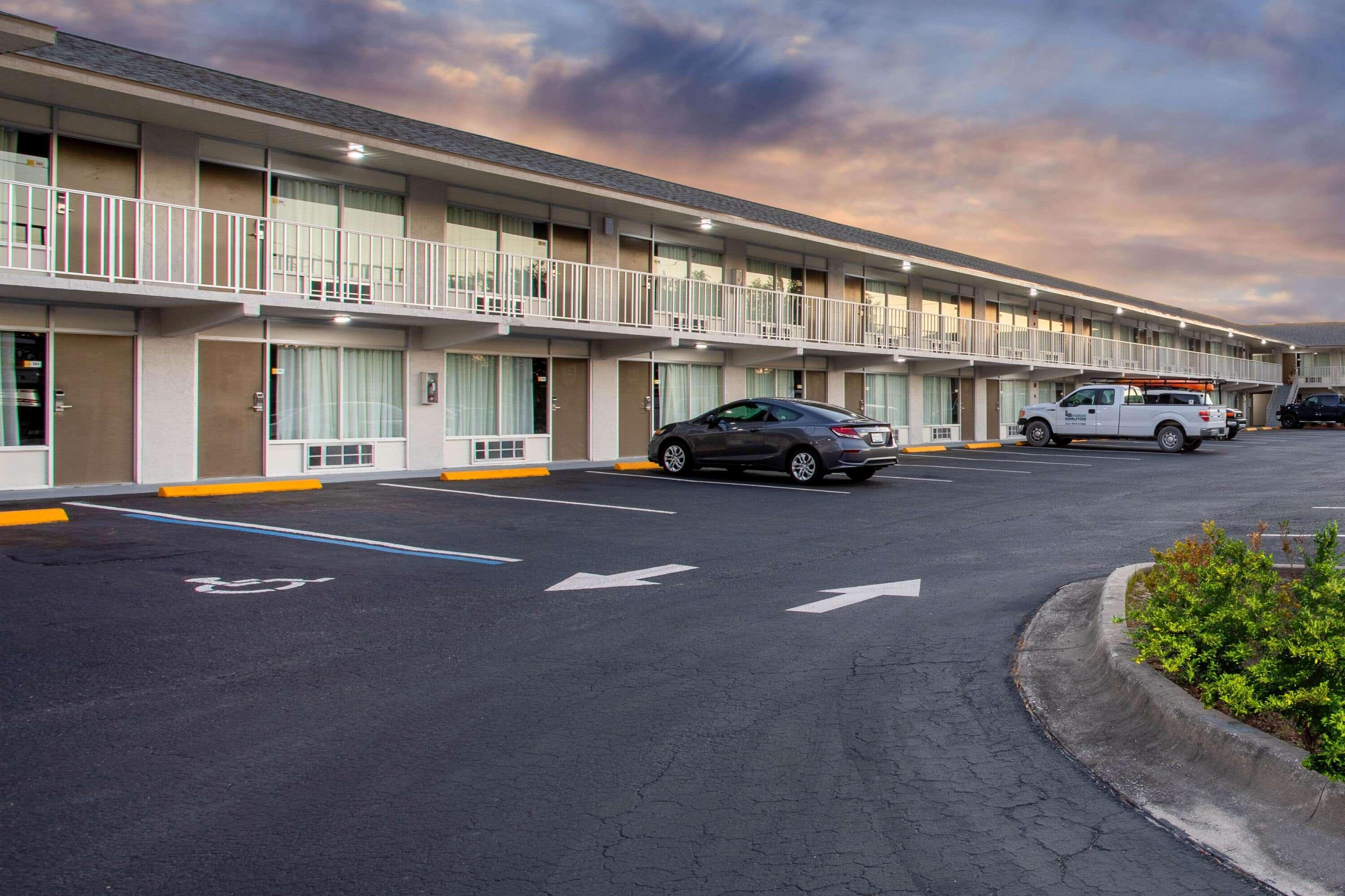 Days Inn By Wyndham Apopka/Orlando Exterior photo